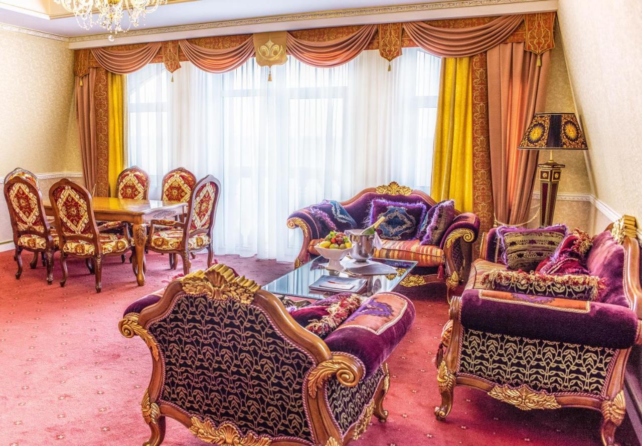 Hotel Grand Palace Svetlogorsk Eksteriør billede